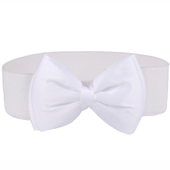 Lux White Spade Belted Bow - Picture 2 of 2